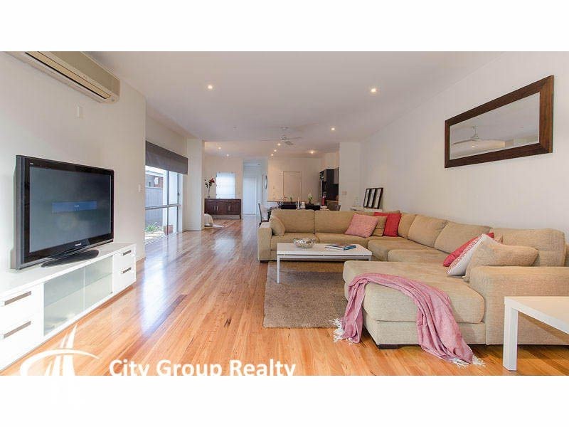 2/27 Norfolk Avenue, Surfers Paradise QLD 4217