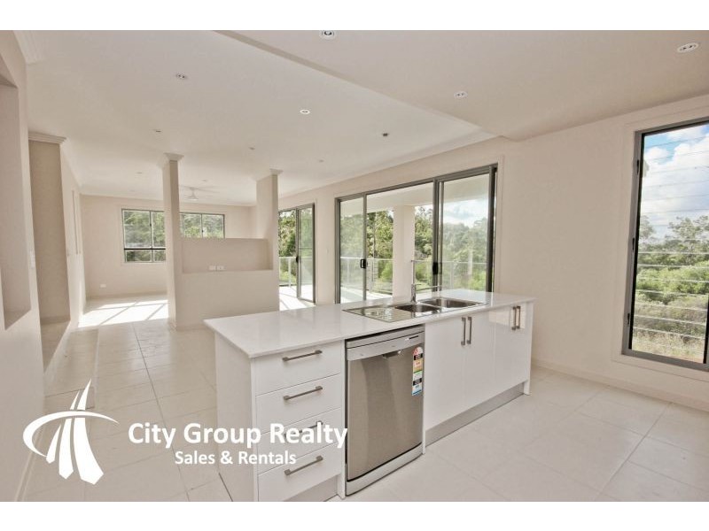 37B Diamantina Circuit, Pacific Pines QLD 4211