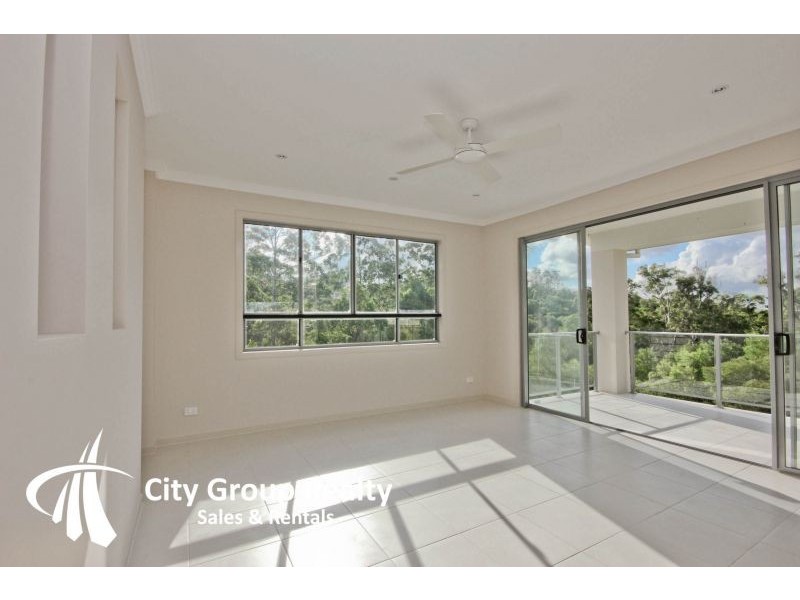 37B Diamantina Circuit, Pacific Pines QLD 4211