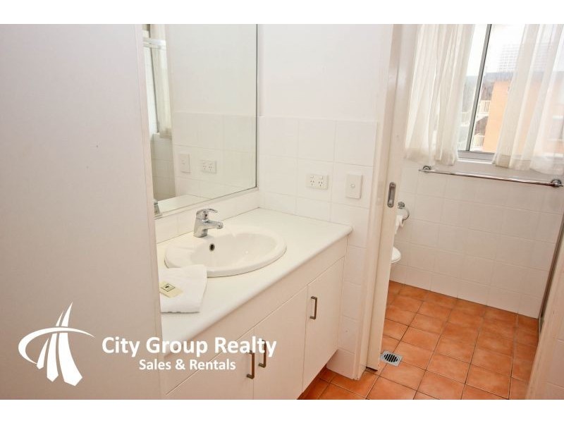 24 ‘The Shore’ 2 Ocean Avenue, Surfers Paradise QLD 4217