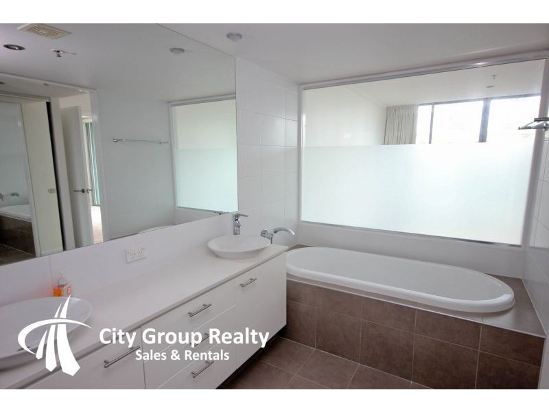 1106 33 Te Peters Drive, Broadbeach QLD 4218