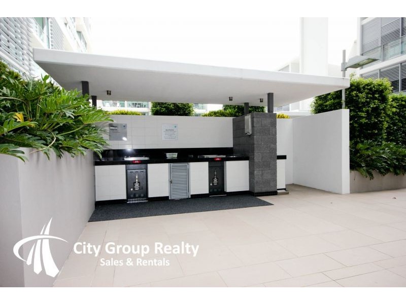 1106 33 Te Peters Drive, Broadbeach QLD 4218