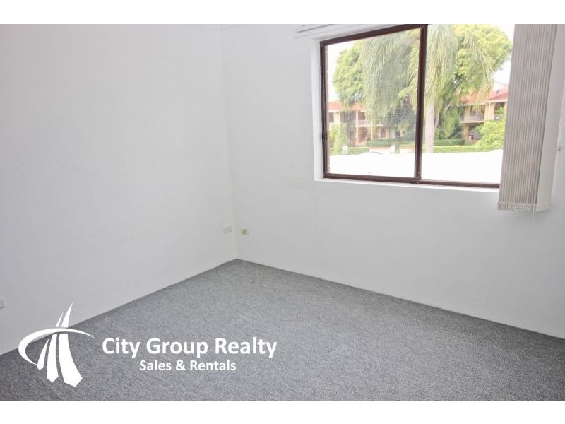 5/33 Duet Drive, Mermaid Waters QLD 4218