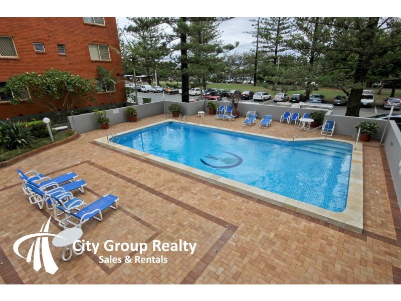 5 ‘Pacific Regis’ 30 The Esplanade, Burleigh Heads QLD 4220