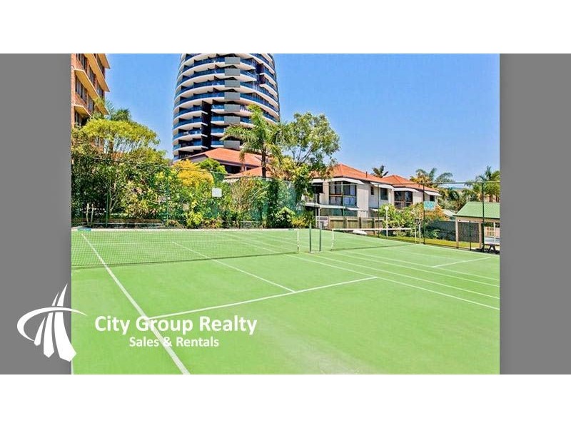 5 ‘Pacific Regis’ 30 The Esplanade, Burleigh Heads QLD 4220