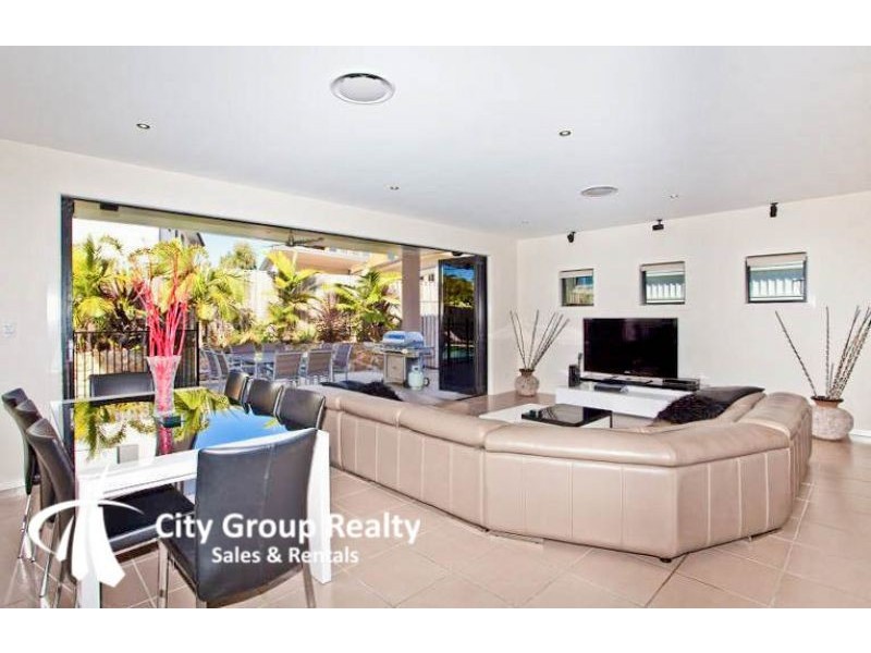 17 Worchester Terrace, Reedy Creek QLD 4227