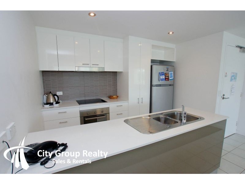 2209/33 ‘Freshwater Point’ T E Peters Drive, Broadbeach QLD 4218