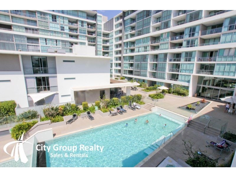 2209/33 ‘Freshwater Point’ T E Peters Drive, Broadbeach QLD 4218