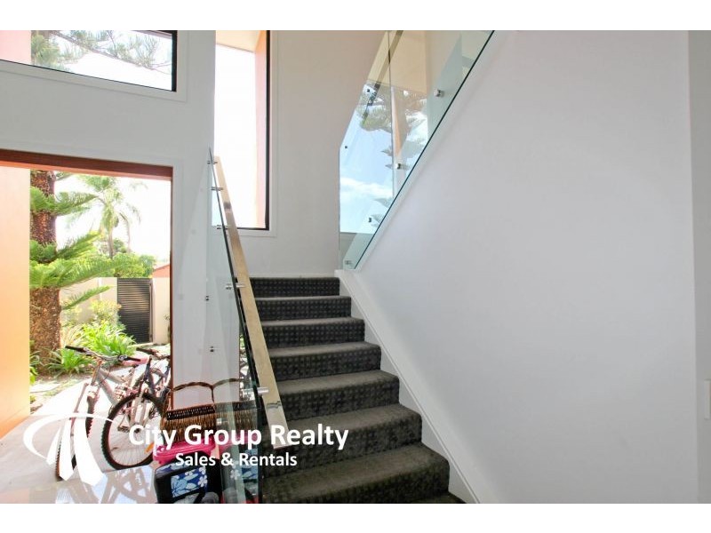 1 Cormack Place, Currumbin Waters QLD 4223