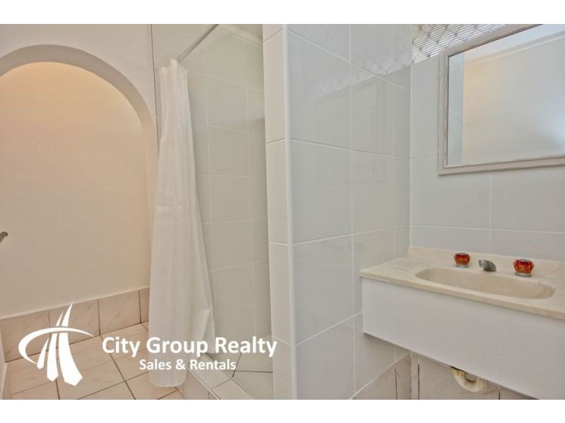 4 Beelyu Street, Burleigh Heads QLD 4220