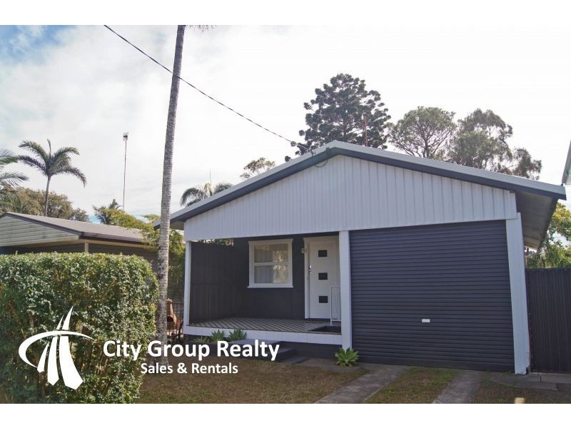 39 Sixth Avenue, Palm Beach QLD 4221