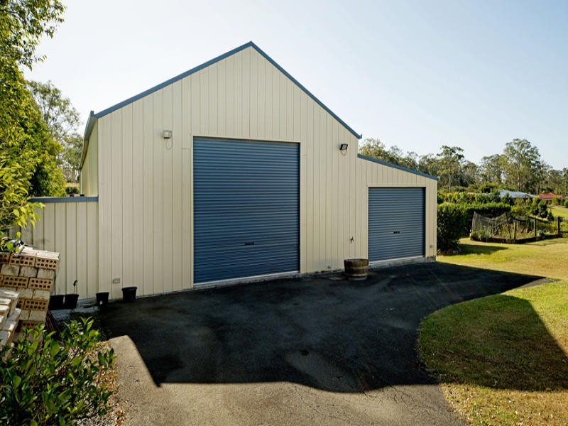 25 Howard Hughes Ct, Maudsland QLD 4210