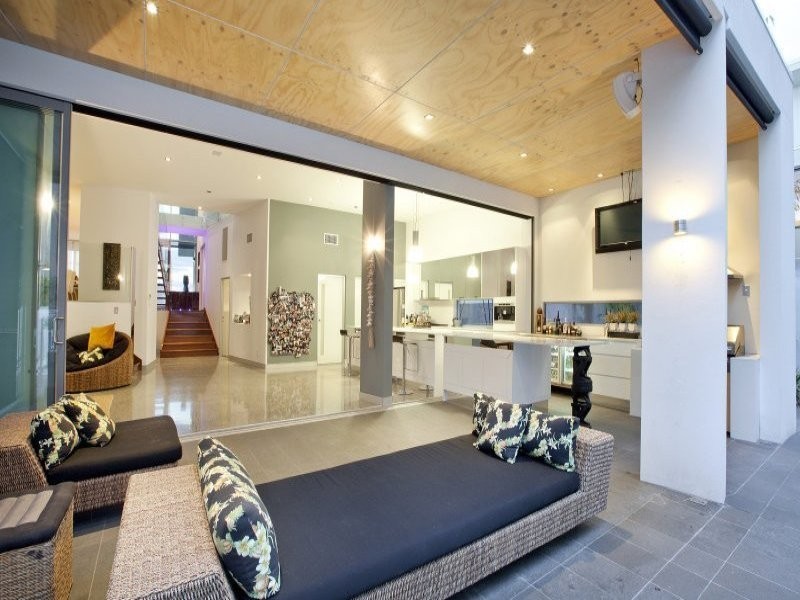 5008 Riverwood Grove, Benowa QLD 4217