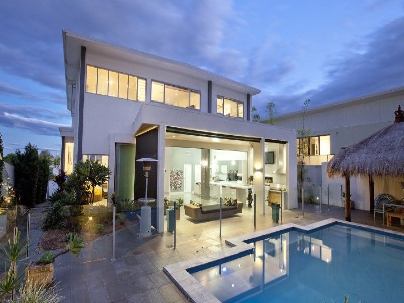 5008 Riverwood Grove, Benowa QLD 4217