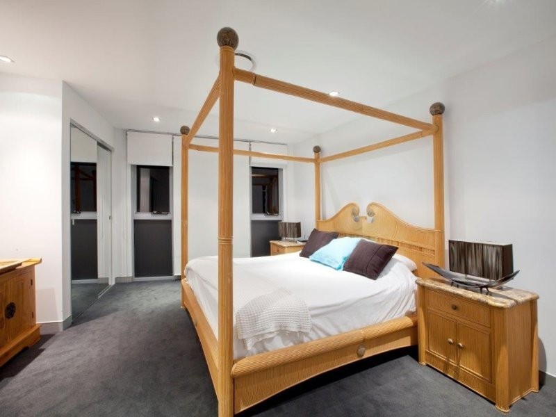 5008 Riverwood Grove, Benowa QLD 4217