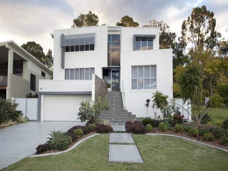 5008 Riverwood Grove, Benowa QLD 4217