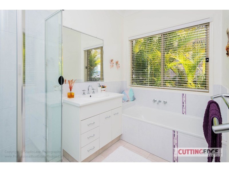 36 Gerard Street, Pacific Pines QLD 4211