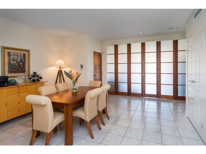 3265 The Palladian, Hope Island QLD 4212