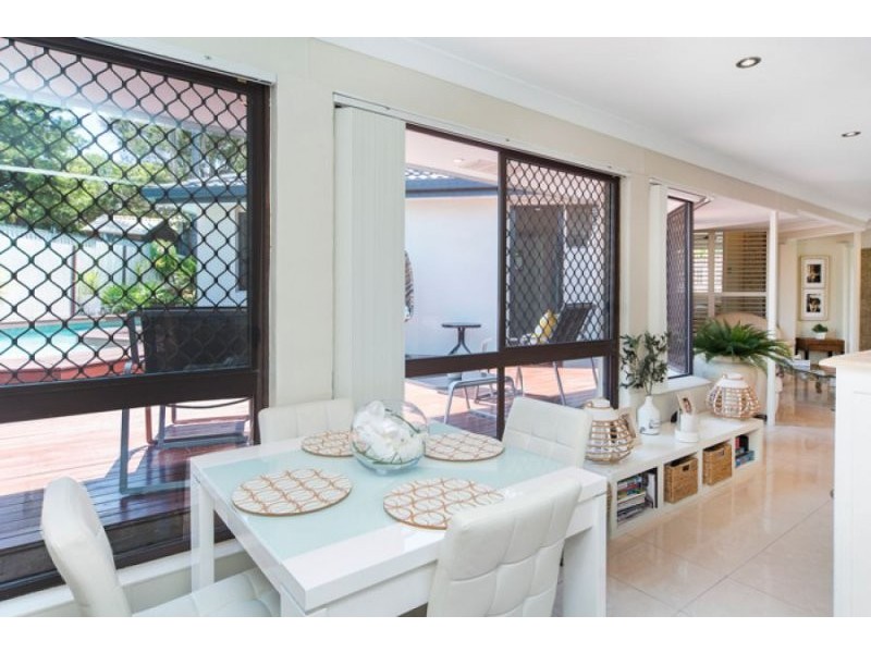 12 Preston Pl, Helensvale QLD 4212