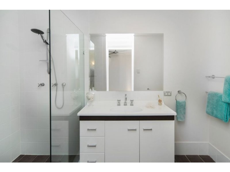 12 Preston Pl, Helensvale QLD 4212