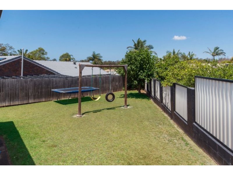 12 Preston Pl, Helensvale QLD 4212