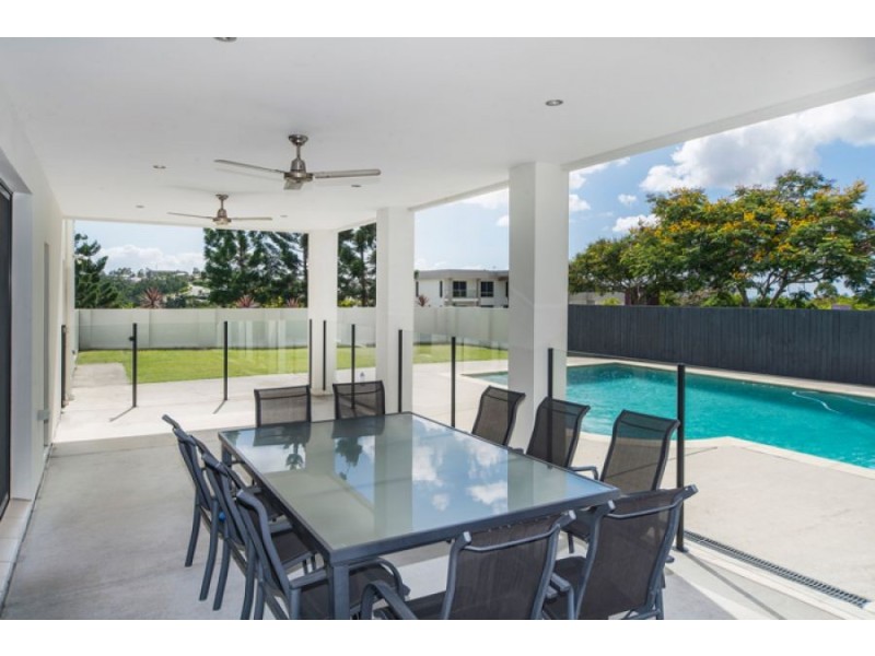 46 SALVADO DR, Pacific Pines QLD 4211