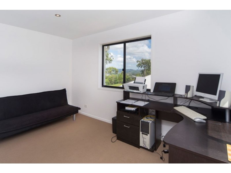 46 SALVADO DR, Pacific Pines QLD 4211