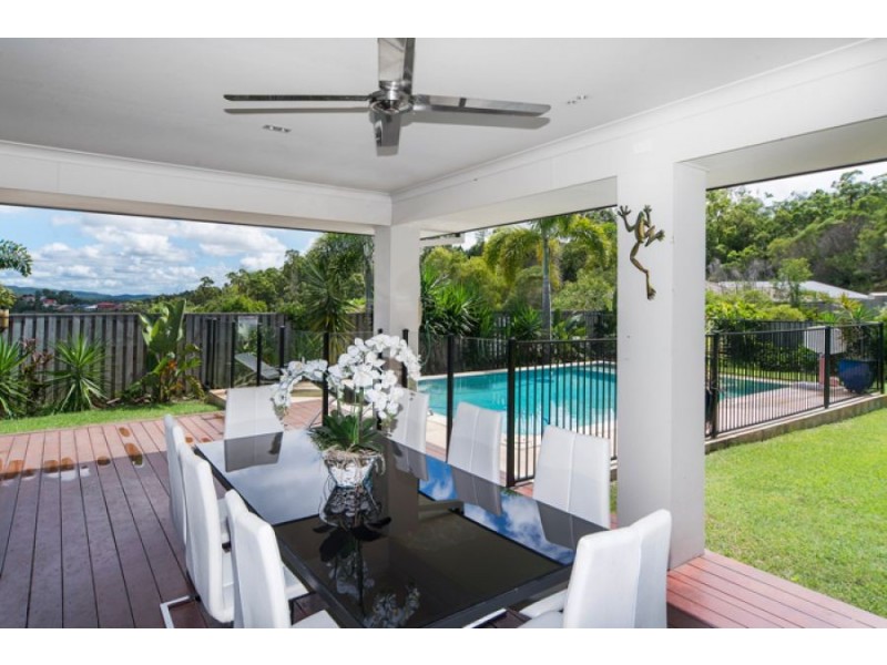 12 Osmond Court, Pacific Pines QLD 4211