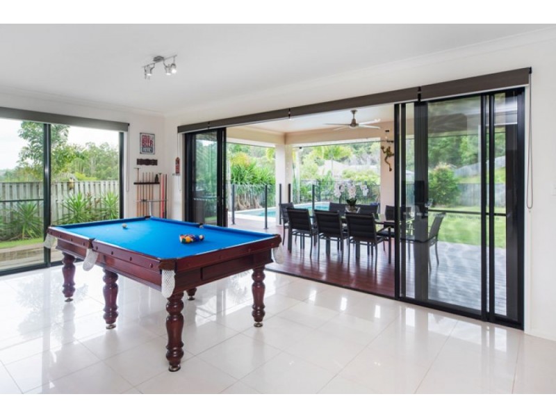 12 Osmond Court, Pacific Pines QLD 4211