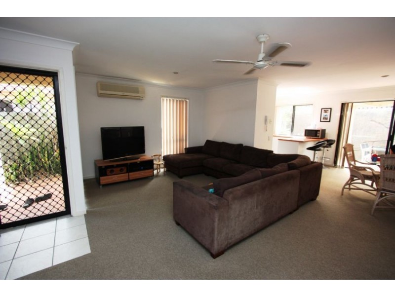 55/24 Amsonia Crt, Arundel QLD 4214