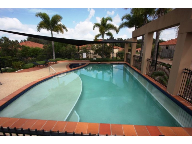 55/24 Amsonia Crt, Arundel QLD 4214