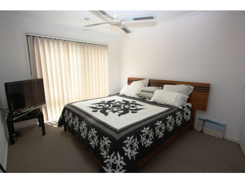 55/24 Amsonia Crt, Arundel QLD 4214