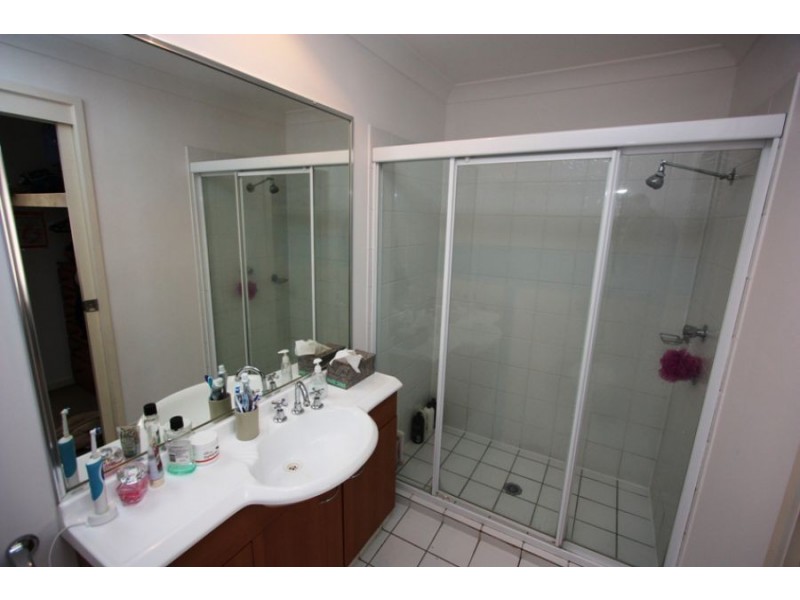 55/24 Amsonia Crt, Arundel QLD 4214