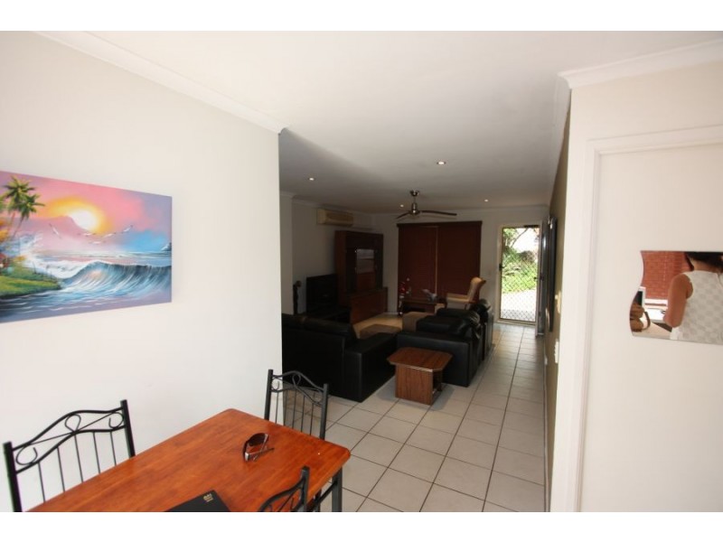 5/3 Fonda pl, Oxenford QLD 4210