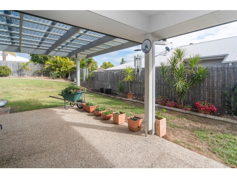 50 CODRINGTON CIRC, Pacific Pines QLD 4211