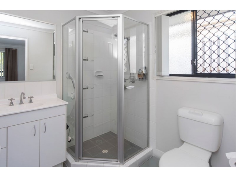 50 CODRINGTON CIRC, Pacific Pines QLD 4211