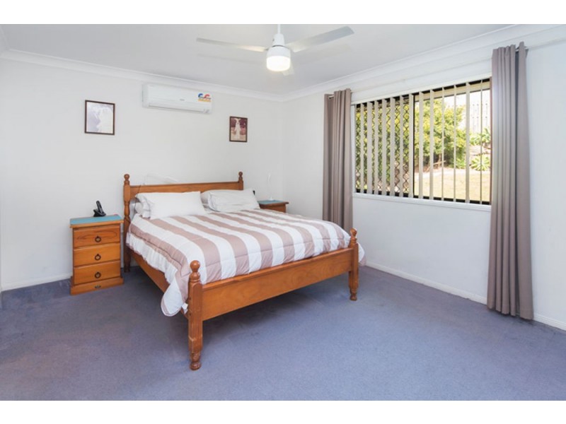 50 CODRINGTON CIRC, Pacific Pines QLD 4211