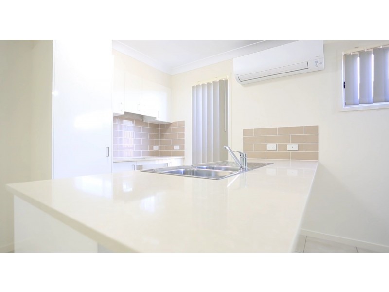 12 Fountain Street, Pimpama QLD 4209