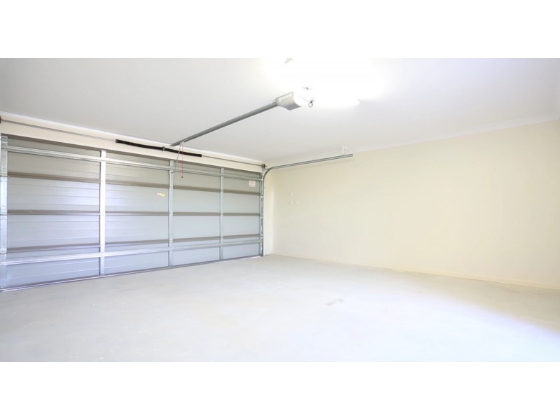 12 Fountain Street, Pimpama QLD 4209