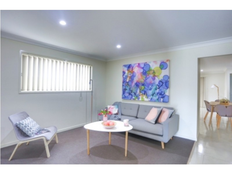 16 Camelot Street, Coomera QLD 4209