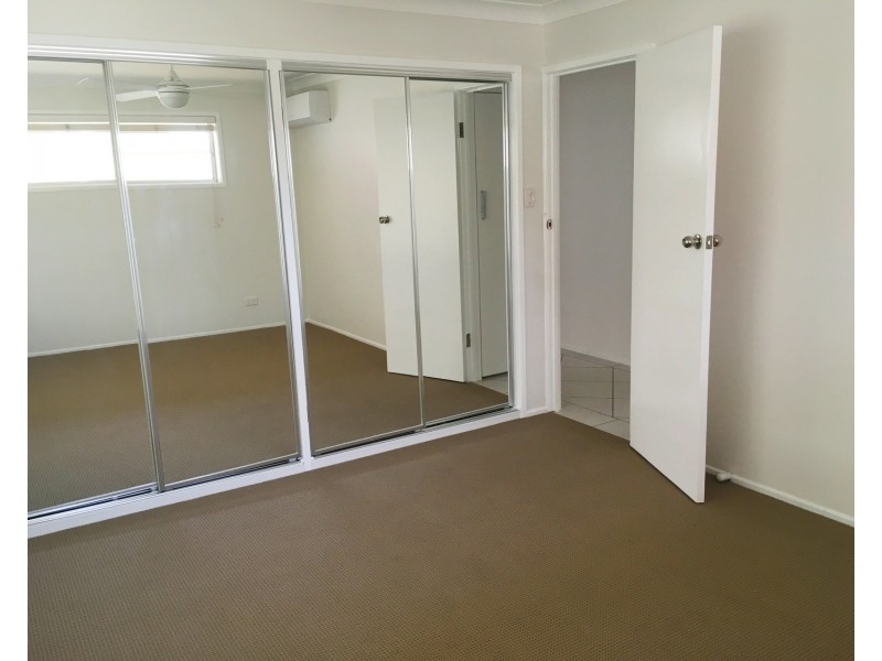 1/36 Bruce Avenue, Paradise Point QLD 4216