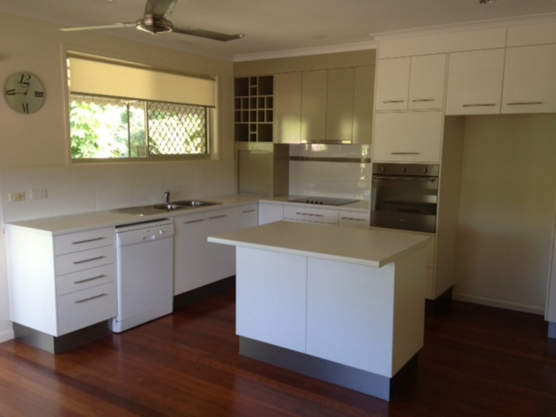 32 Pilliga Street, Southport QLD 4215