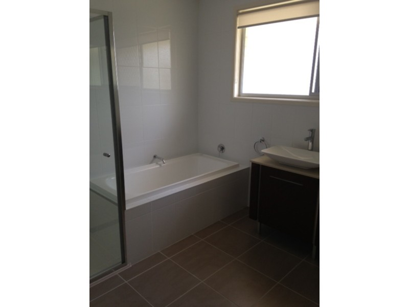 32 Pilliga Street, Southport QLD 4215