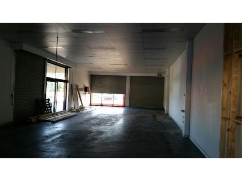 Shop 1/11 Pine Mountain Road, Ipswich QLD 4305