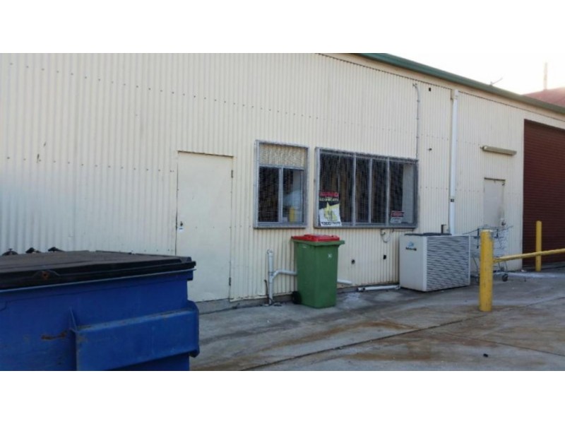 Shop 1/11 Pine Mountain Road, Ipswich QLD 4305