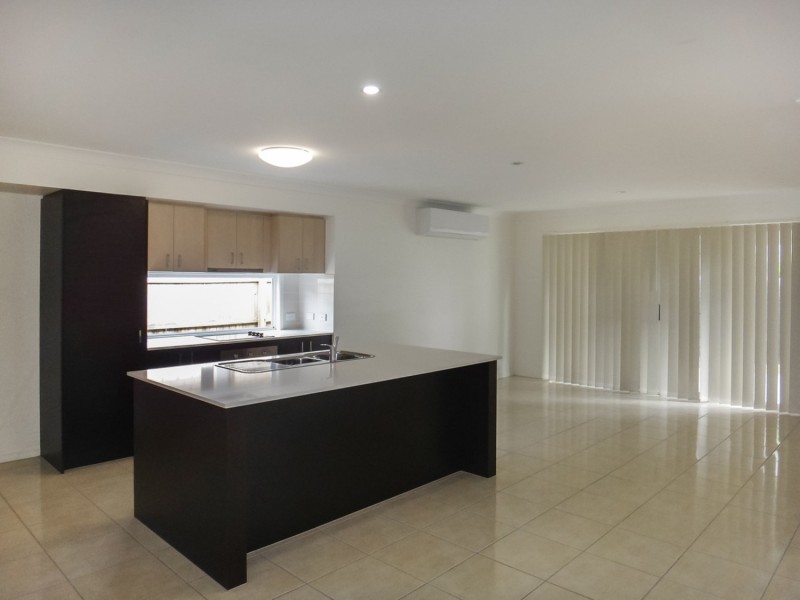 34 Hasemann Crescent, Upper Coomera QLD 4209