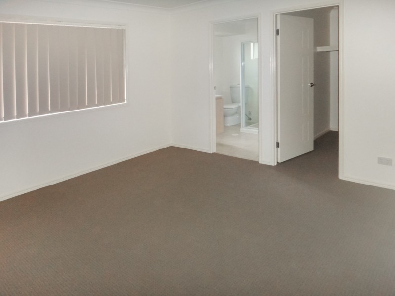 34 Hasemann Crescent, Upper Coomera QLD 4209