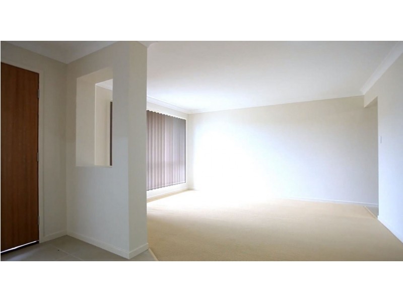 12 Sapphire Place, Pimpama QLD 4209