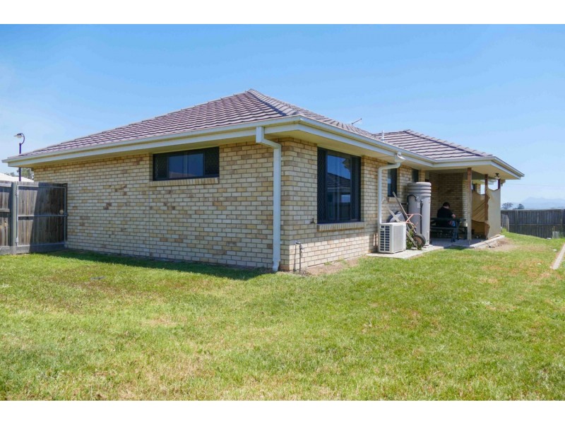 14 Phoebe Way, Beaudesert QLD 4285