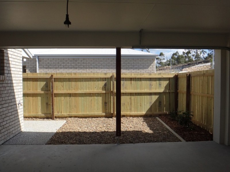 37 Damian Leeding Way, Upper Coomera QLD 4209
